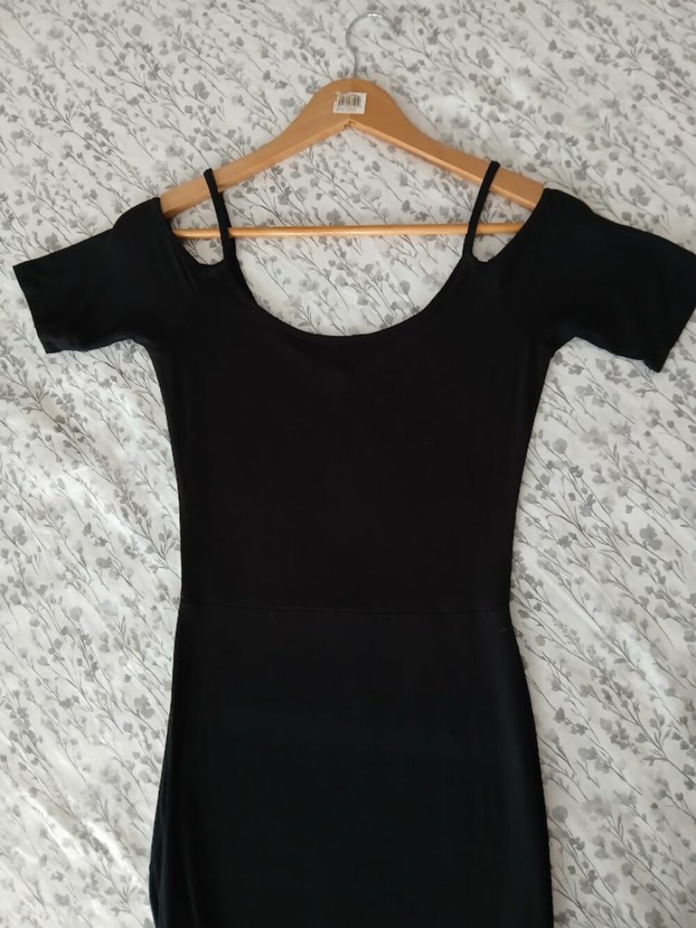 CHARLOTTE RUSSE Black Side Slit Knit Dress - XS